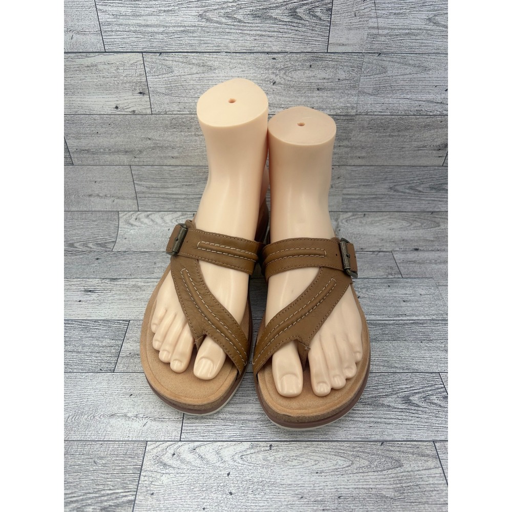 Clarks Collection Ultimate Comfort Tan Leather Thong‎ Sandals Buckle Women 7.5M